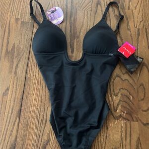 Spanx SUIT YOUR FANCY plunge sculpting black bodysuit size small NWT